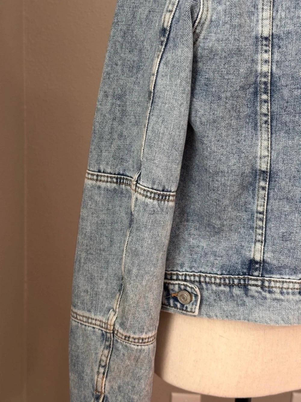 Free People Light Wash Blue Denim Jacket - Picture 7 of 7